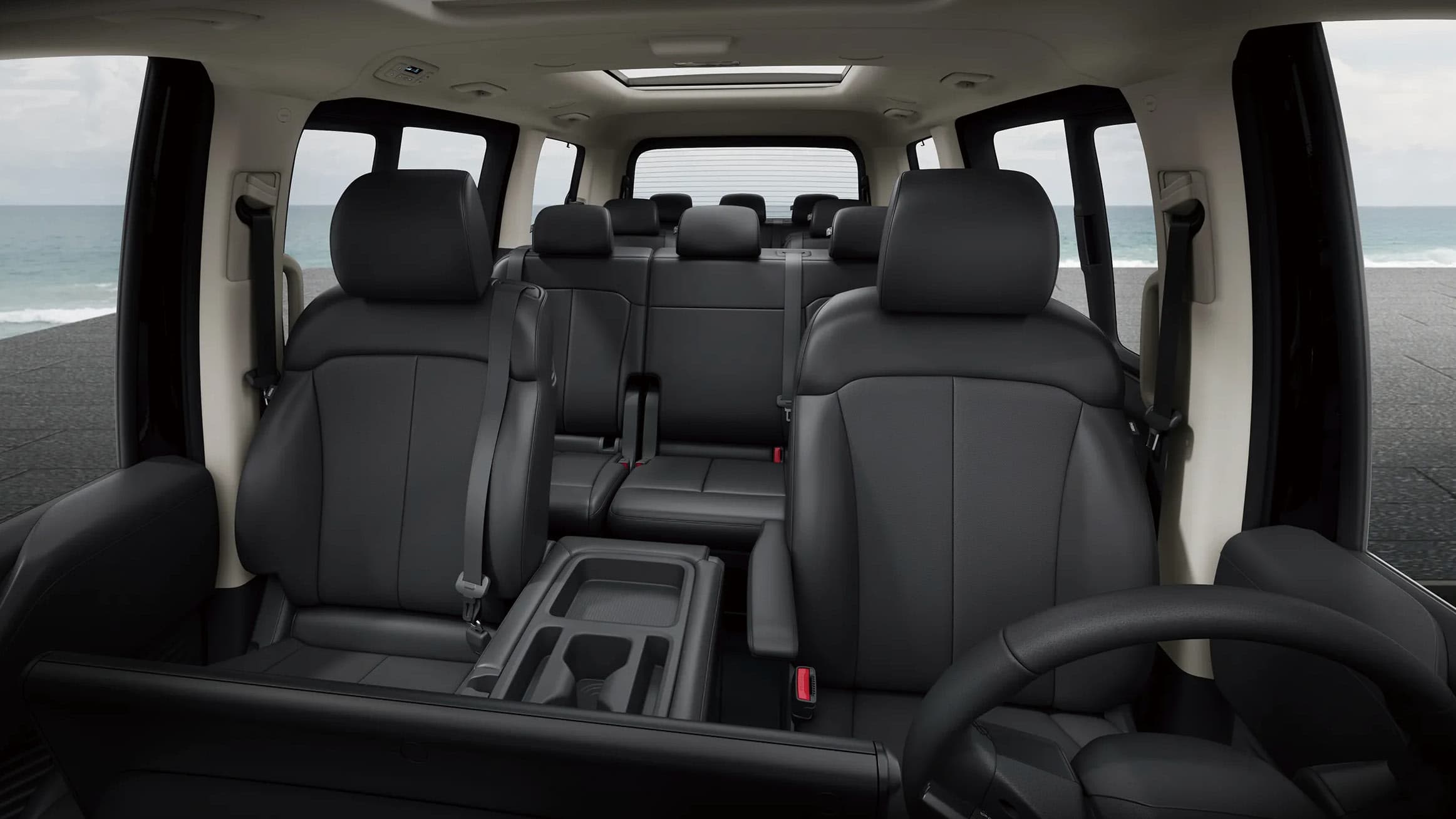 Hyundai Staria (11-Seat) p6